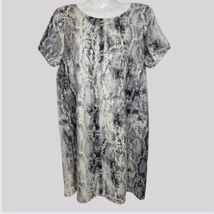 👛 She + Sky | Snakeskin Printed Shift Dress Small
